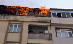 Bursa İnegöl'de çatıda yangın çıktı!