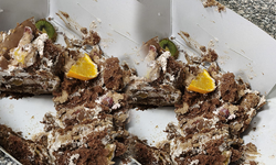 Bursa İnegöl'de fırından aldıkları pasta doğum günü kutlamasını gölgede bıraktı