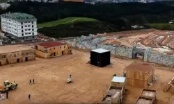 Kocaeli'de film için kurulan Mekke platosu binlerce ziyaretçi ağırlıyor