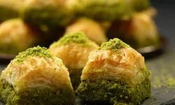 TMSF ünlü baklavacıyı satışa çıkardı