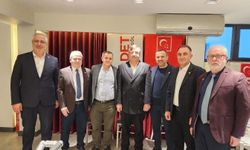 Saadet Partisi muhtarlarla iftarda buluştu