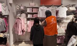 Bursa İnegöl'de 1000 çocuğun yüzünü güldürdüler