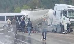 Isparta-Antalya karayolunda feci kaza: 7 ölü