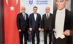 Bursa Büyükşehir kadrosunda değişim sürüyor! İki daire başkanı emekliye ayrıldı