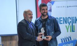 İnegölspor kalecisi Bekir Sevgi 'yılın en iyi sporcusu' seçildi