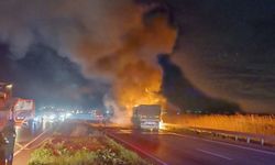 Karacabey’de tır yangını: Bursa yolu trafiğe kapandı
