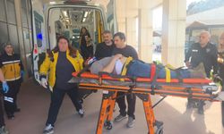 Bursa Orhangazi'de çatıdan düşen usta ağır yaralandı