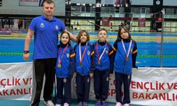 İnegöl'de küçük yüzücülerden büyük başarı: 18 madalya