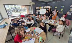 Ayvalık Belediyesi'nin resim atölyelerine yoğun ilgi