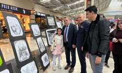 Kaymakam Öztürk sergi açılışına katıldı