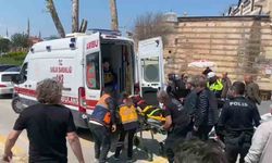 Kocası gaza basınca eşi aracın altında kaldı