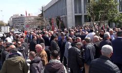 Özel Halk Otobüsü esnafından Saraçhane'de mesaj: 'Ücretsiz taşıma durabilir'