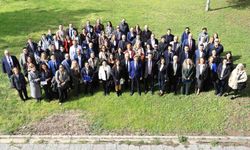 Rektör Yılmaz, başarılı akademisyenlerle bir araya gelmeye devam ediyor