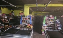 Bursa İnegöl'de kapalı markette gizemli yangın!