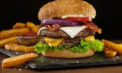 Dev hamburger zincirine kayyum atandı