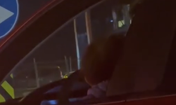 İnegöl'de Trafikte Akılalmaz Görüntü: 2 Yaşındaki Çocuk Direksiyon Başında