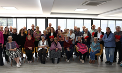 Nilüferli kadınlardan huzurevi sakinlerine gönül köprüsü