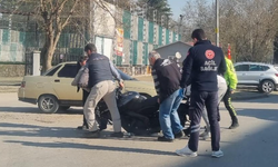 Bursa İnegöl'de Park Caddesi’nde kaza: Motosiklet sürücüsü hastaneye kaldırıldı