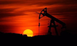 Benzin ve motorin 100 lirayı aşacak! Gözler Trump'ta, petrolde büyük tehlike