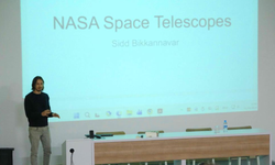 NASA Bilim İnsanı Sidd Bikkannavar öğrencileri ile buluştu