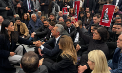 CHP'liler Başkan seçimine katılmama kararı aldı