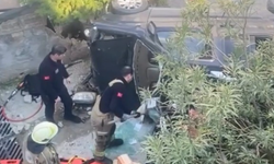 Bursa'da kaza yapan araç merdivenlerden yuvarlandı: 1 yaralı