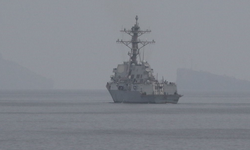 İran: "Düşmanla bağlantılı gemilerin Hürmüz Boğazı’ndan geçme hakkı yoktur ve olmayacaktır"