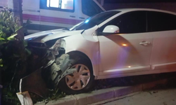 Bursa Yıldırım'da alkollü sürücü kazaya neden oldu, araçlar hurdaya döndü