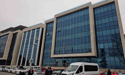 ’Okul saldırısı’ şakasının sonu ev hapsi oldu