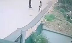 Bursa İnegöl'de evi soyan kadın hırsızlar kamerada