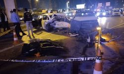 Emniyet şeridindeki sürücüye otomobil çarptı: 1 ölü