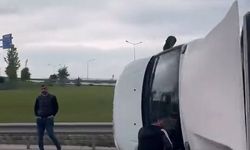 Bursa İnegöl'de kamyonet devrildi