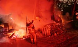 Bursa İnegöl'de baraka alevlere teslim oldu