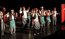 Nilüfer’de Engelliler Haftası 'Bizim Ev'in yıl sonu gösterisiyle tamamlandı