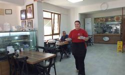 Balıkesir'de bu lokantanın işletmecisi de çalışanları da kadın