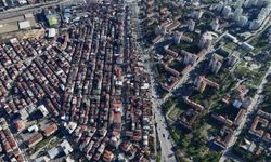 İstanbul'da hayatın iki farklı yüzü aynı karede