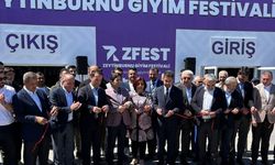 Zeytinburnu'nda giyim festivaline yoğun ilgi