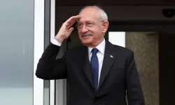Kemal Kılıçdaroğlu 2,5 yıl sonra CHP Genel Merkezi'nde kürsüde!