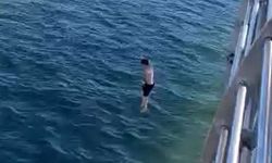 Haliç Köprüsü’nde gençlerin tehlikeli atlayışı kamerada