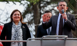 Burcu Köksal AK Parti'ye mi geçiyor? Özgür Özel ilk kez konuştu