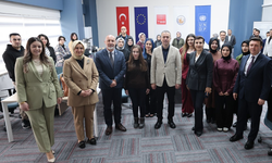 Gençler için Dijital Gençlik Merkezi açıldı
