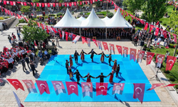 Bursa Hanlar Bölgesi'nde, 19 Mayıs coşkusu doldu taştı