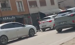 Bursa İnegöl’de Yol Verme Kavgası Kamerada