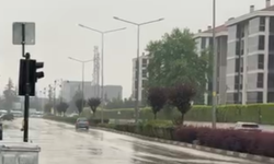 Bursa İnegöl'de ters yönde ilerleyen araç trafiği tehlikeye attı