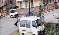 Bursa İnegöl'de korkunç kaza kamerada... Burnu bile kanamadı
