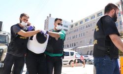 Eskişehir’de neo-nazi sembolü olan hücum yeleği ile 5 kişiyi b*çaklayan saldırgan hayatını kaybetti