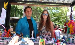 Mimarlığı bırakıp çocuklar için "sihirli" atölye kurdular