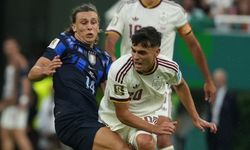 Uruguay Dünya Kupası'ndan elendi! Ortalık karıştı