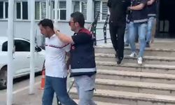Bursa'da iş ve burs vaadiyle hesap avına çıkan şebekeye film gibi operasyon: Polis 'ikinci kişi' rolüne girip çökertti