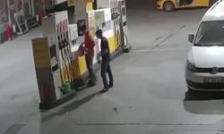 Bakırköy'de toplam değeri 50 milyon lira olan lüks araçları kundaklayan şüpheli kamerada